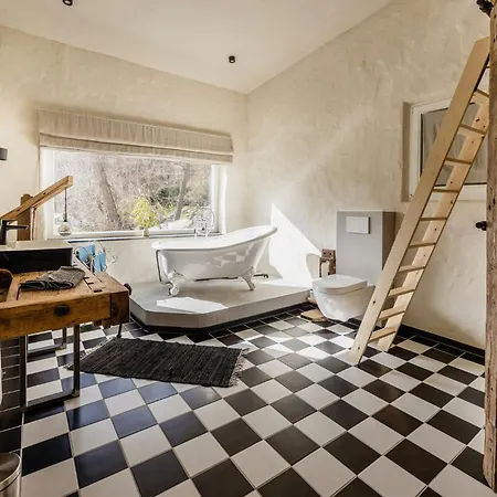 Immerse Yourself Into The Magic Of And Discover Your Creative Side * Kall